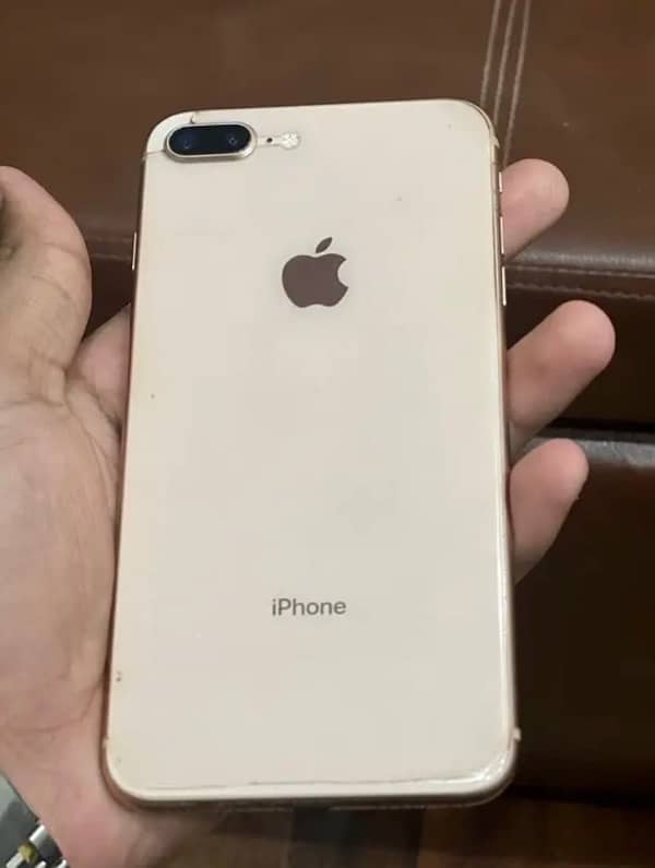 IPHONE 8 plus 1