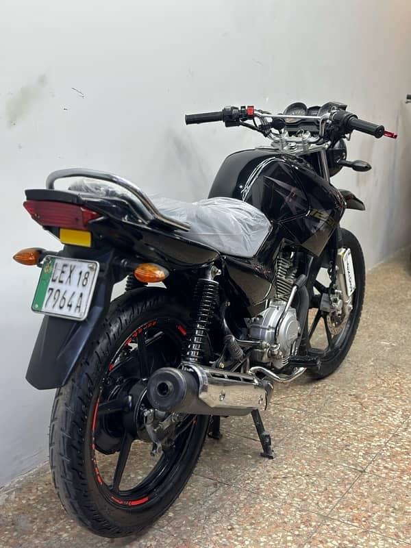 yamaha ybr125g 2018 model ( total orignal ) 3