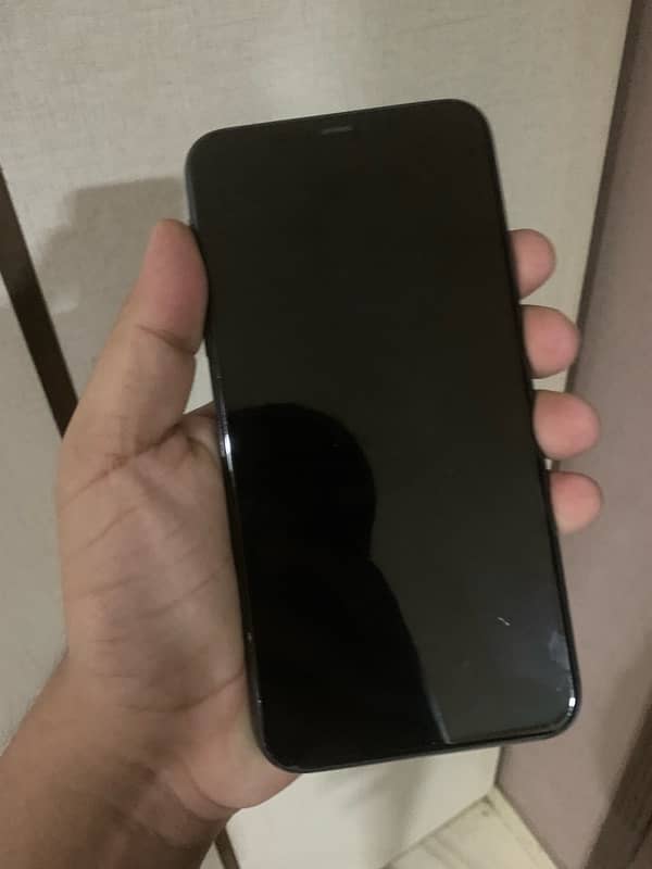 Iphone 11 pro max 84 health Factory unlock 5