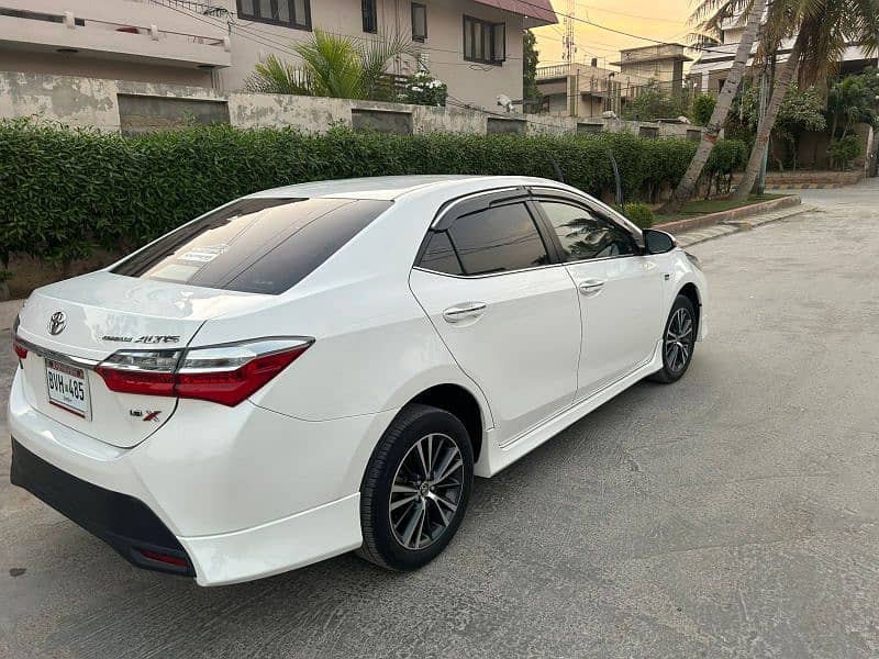 Toyota Corolla Altis Grandy 2022 12