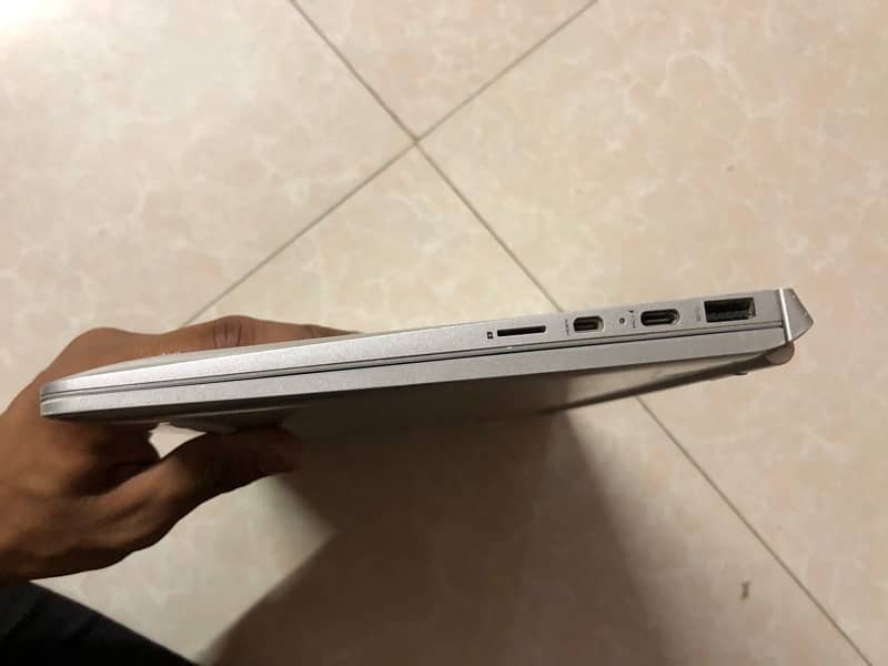 Hp X2 210 G2 Detachable Laptop 5