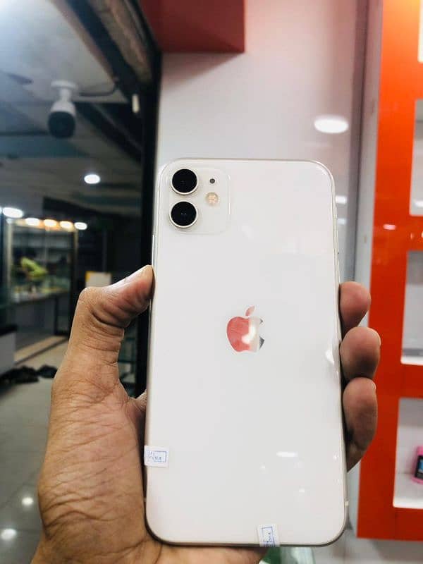 iphone 11 64gb FU  NON PTA 0