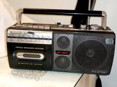 4 Band Radio, Panasonic Tape and SONY Tapes Available