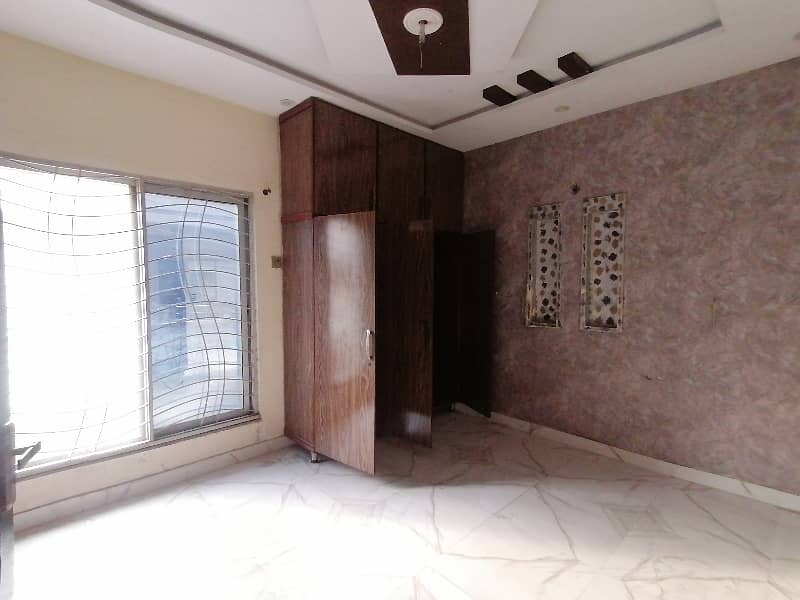 Corner House For sale In Lalazaar Garden 2