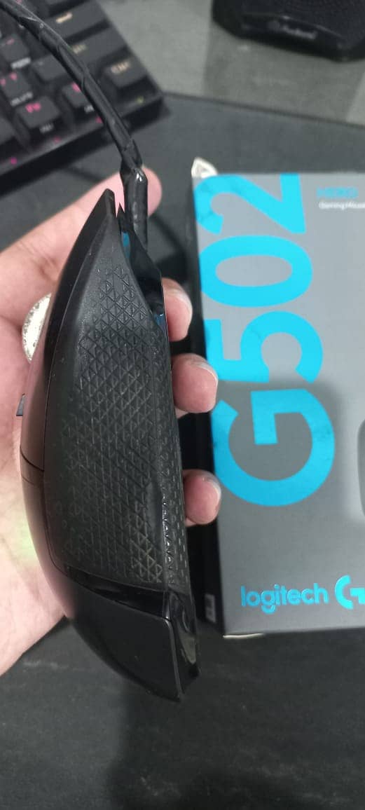 Logitech G502 Hero Gaming Mouse Wired 2