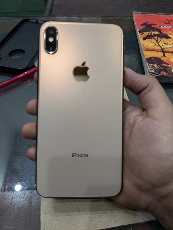 Iphone xs max 4