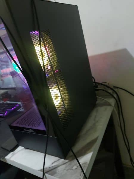 Gaming computer 1