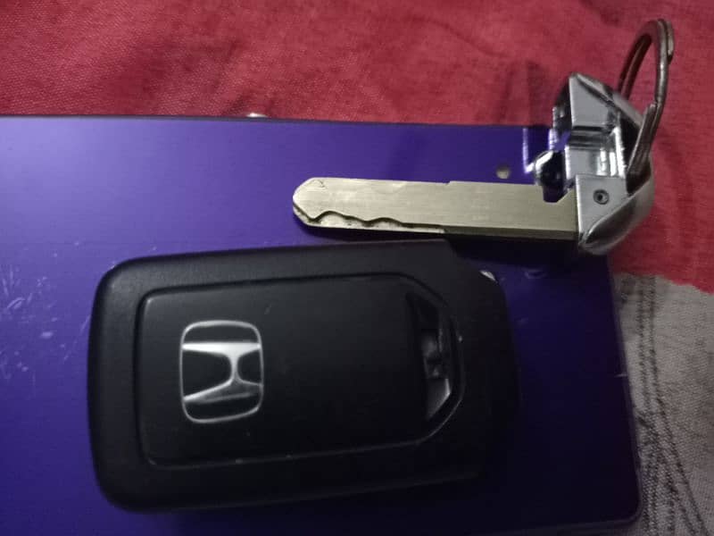 Honda civic 2016-2020 Genuine key + remote 5