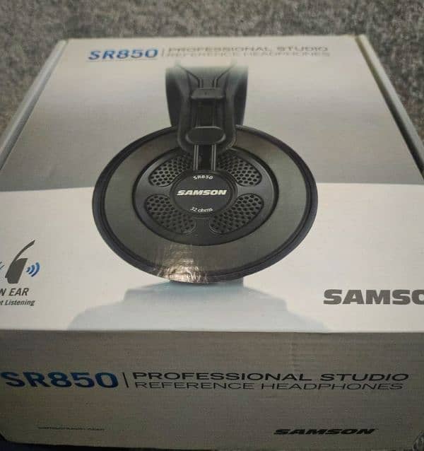 SAMSON SR850 PROFESSIONAL STUDIO HEADPHONES 1