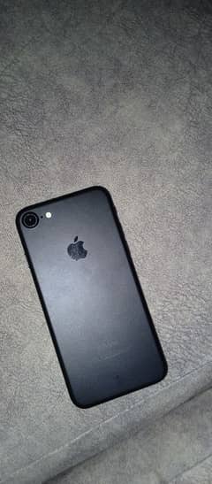 Iphone 7 non pta for sell