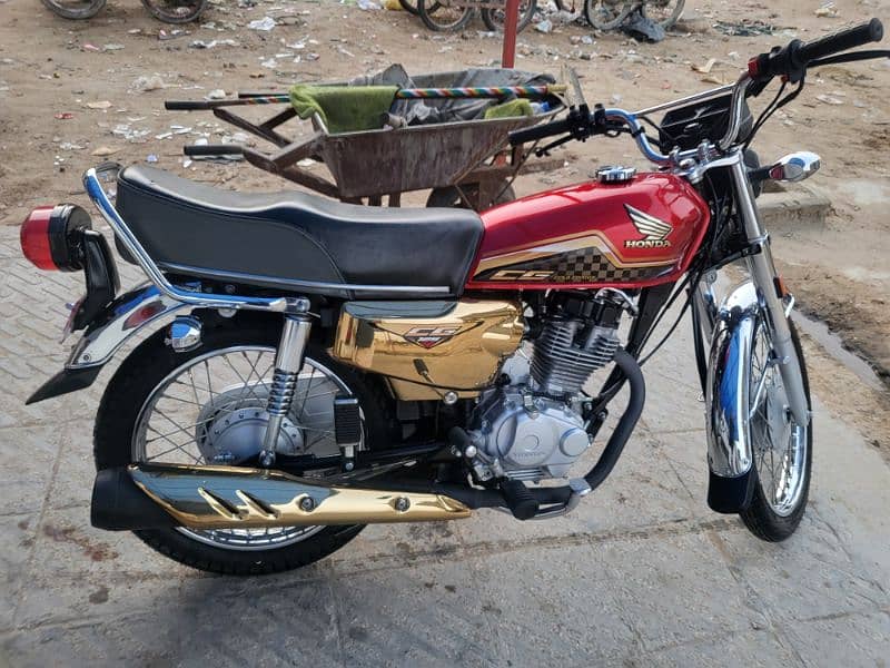 Cg 125 special edition gold 2024 1st owner 1