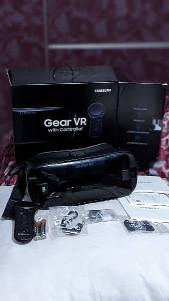 Samsung VR with Controller 1