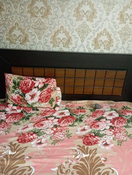 double bed two side table dressing table with mattress condition 10 by 3