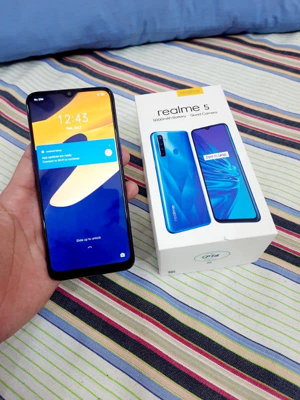 Realme 5 4/64 With Box 2