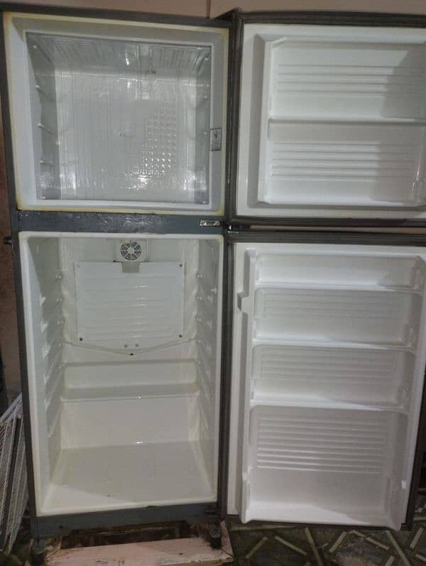 DAWLANCE H Zone refrigerator, 12 cubic feet 11