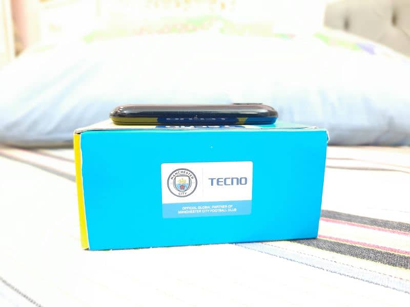 Tecno Spark 6 Go 2/32 With Box 3