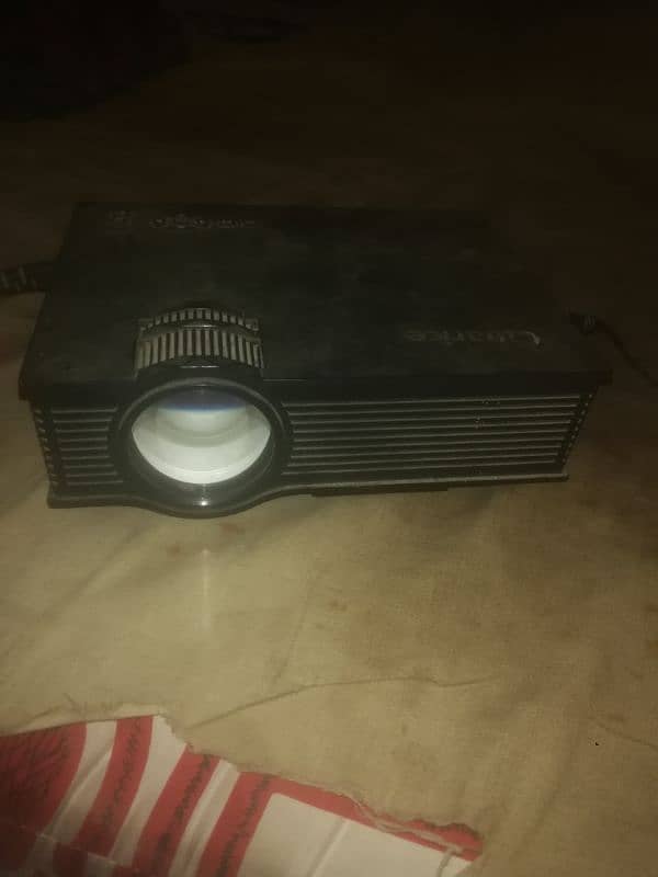 projecter gud condition gud result 3