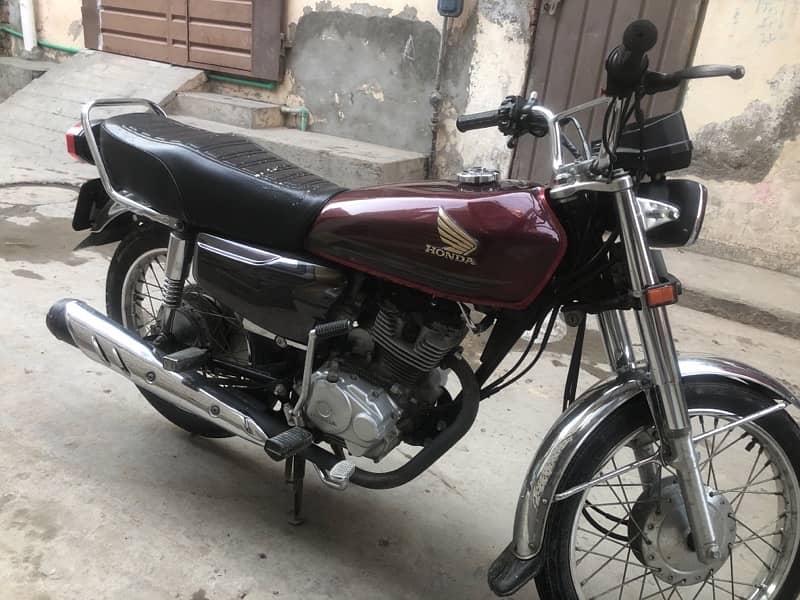 Honda 125 self start 2121 model 3