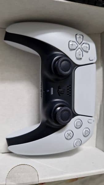 ps5 with 2controller good condition 10/10 urgent sale 6