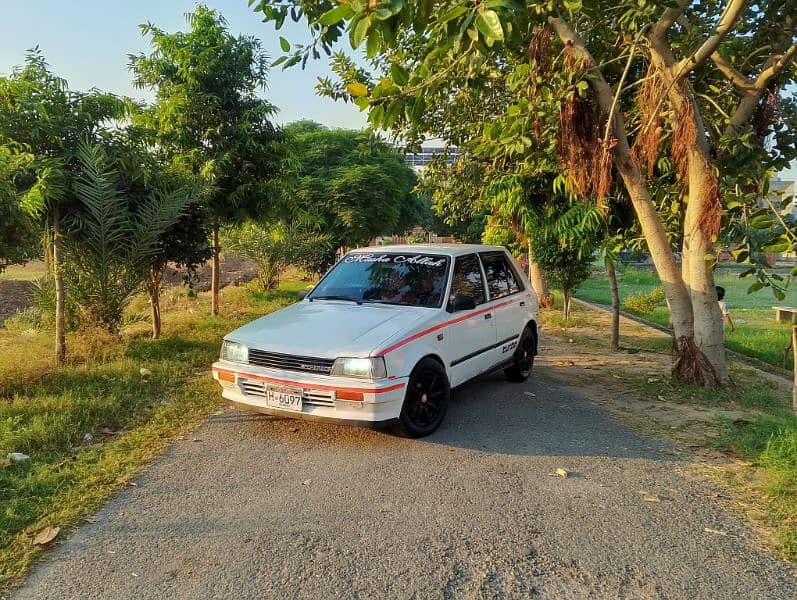 Daihatsu Charade 1986 3