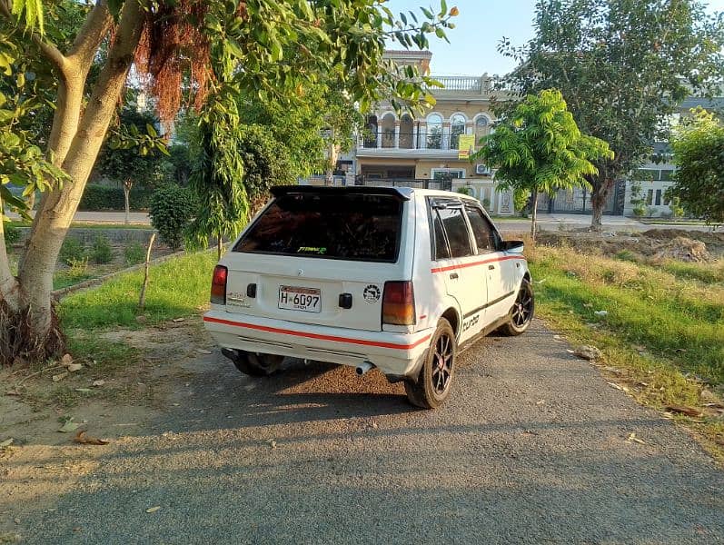 Daihatsu Charade 1986 4