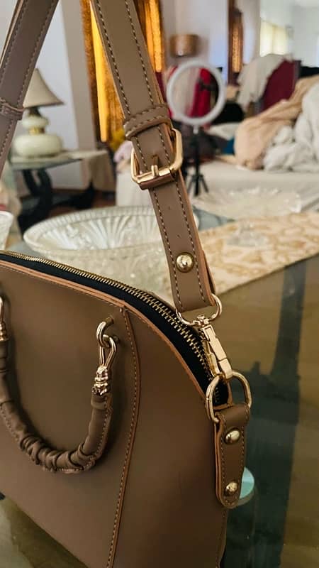 BEIGE HAND BAG 3