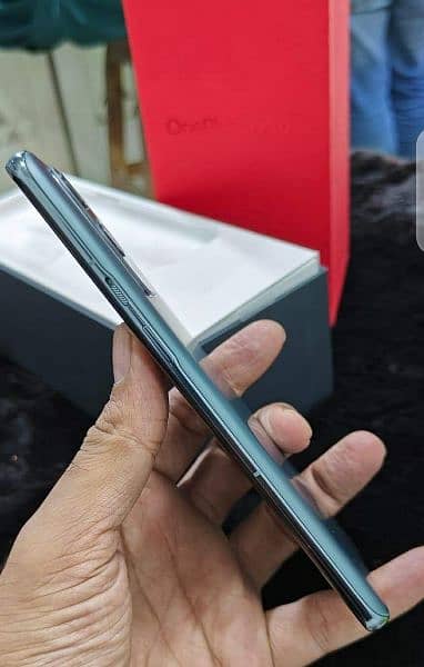 One plus mobile 4