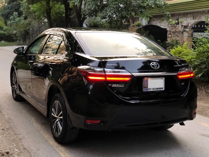 Toyota Corolla Altis 1.6 automatic 2018 1