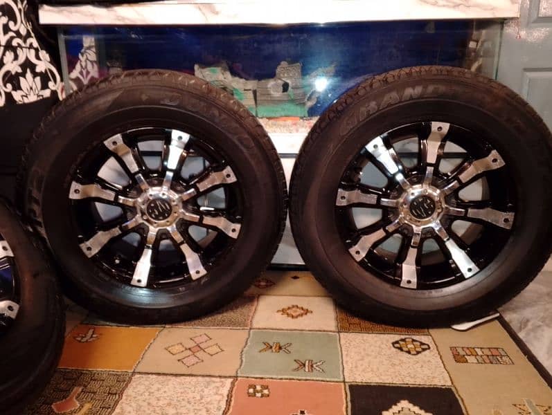 Vigo,Pajero,Prado rims tyre 17inch 5