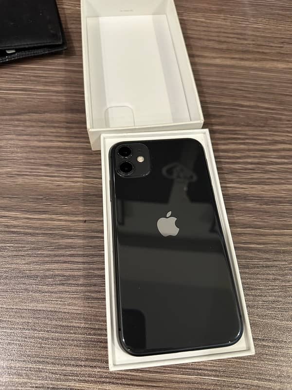 iphone 11 128gb with box 1