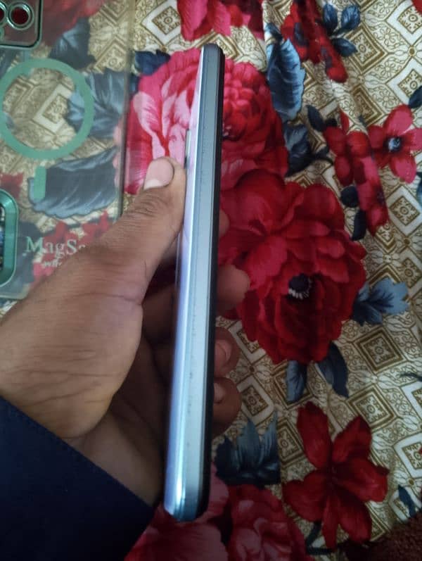 Vivo mobile for sale 4