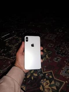 I phone xs max non 256gb