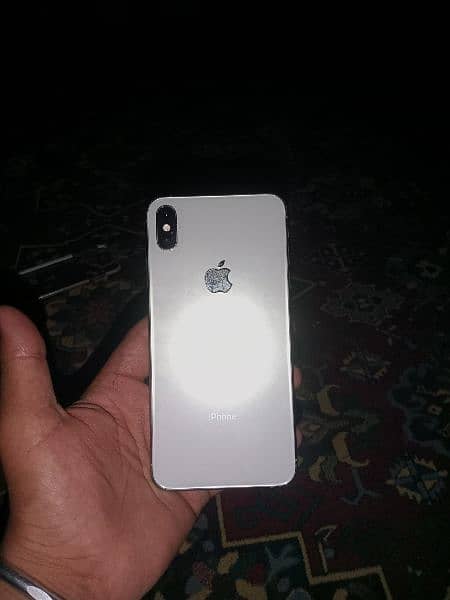 I phone xs max non 256gb 1