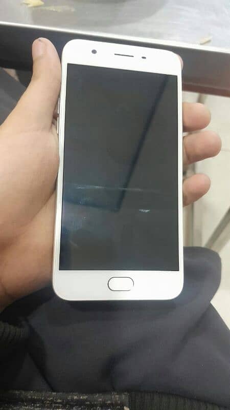 oppo a57       4/64 1