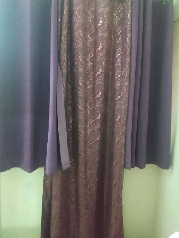 three curtain good condition hai 1