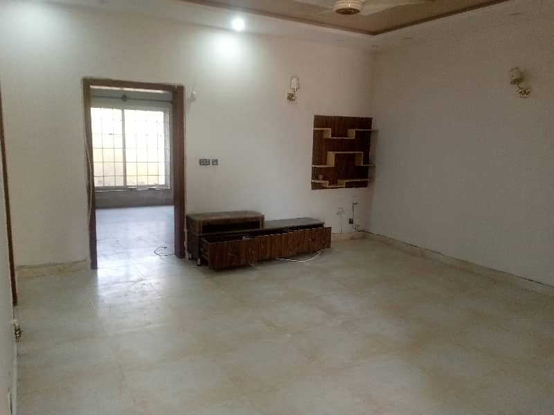 13 Marla house for rent in bahria town phase 8 B block Gas available 8