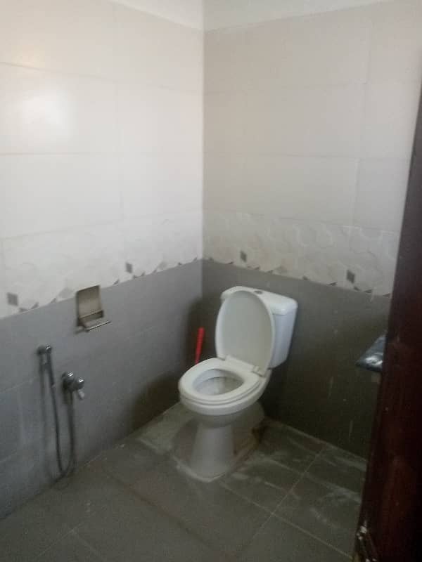 13 Marla house for rent in bahria town phase 8 B block Gas available 24