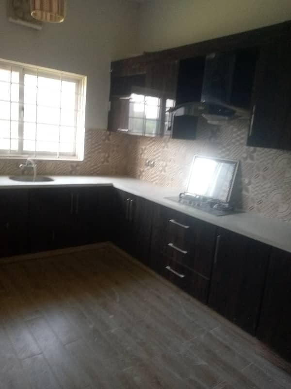 13 Marla house for rent in bahria town phase 8 B block Gas available 28