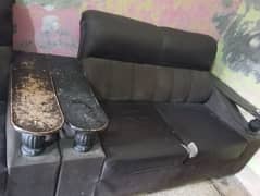 Sofa set 6 seater with table for sale in good condition 0