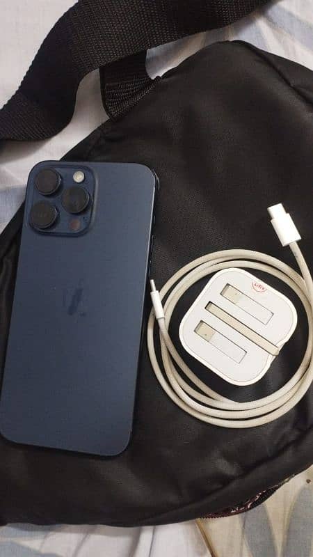 iPhone 15 Pro max JV 512gb 0