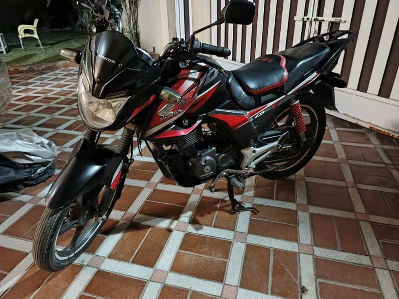 Honda CB150F 7