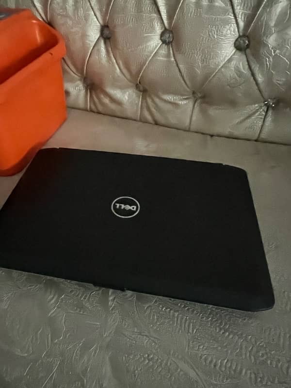 Dell i3 4th generation 1