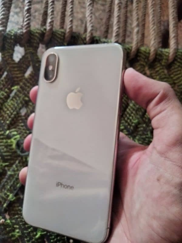 Iphone XS 64  10/10 White Color 0