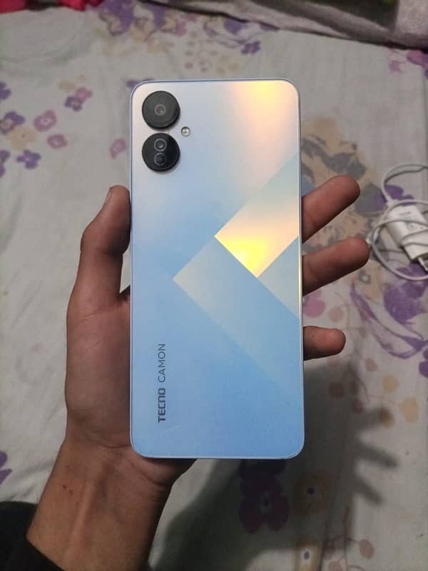 tecno camon 19 neo (6/128) with complete box 1