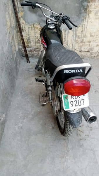 united 125 bike hai 2019 model hai exchange possible hai 2