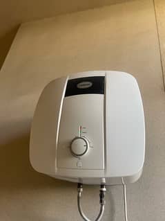 Canon Electric Gyser Best Condition 0