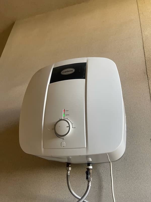 Canon Electric Gyser Best Condition 1