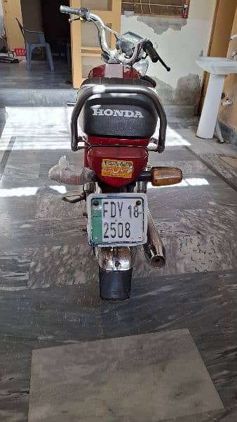 Honda Cd70 8