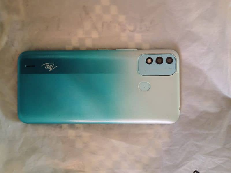 Itel Smart S2 10/10 2/32 Gb 1