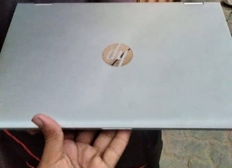 HP laptop cor i 3 6th generation 5